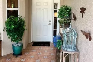 9611 Castle Point Dr, Sarasota, FL 34238 - Photo 5