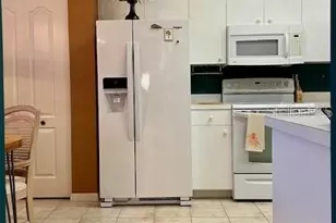 9611 Castle Point Dr, Sarasota, FL 34238 - Photo 7