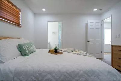 7354 Biltmore Drive, Sarasota, FL 34231 - Photo 25