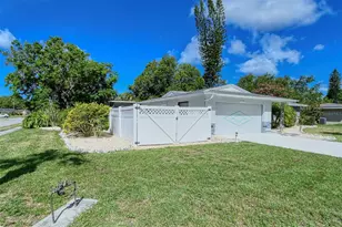6758 S Lockwood Ridge Rd, Sarasota, FL 34231 - Photo 47