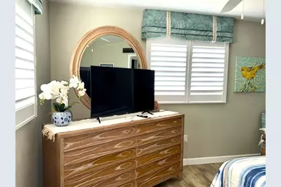 6758 S Lockwood Ridge Road, Sarasota, FL 34231 - Photo 21