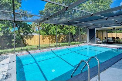 6758 S Lockwood Ridge Road, Sarasota, FL 34231 - Photo 37