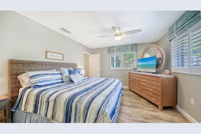 6758 S Lockwood Ridge Road, Sarasota, FL 34231 - Photo 33