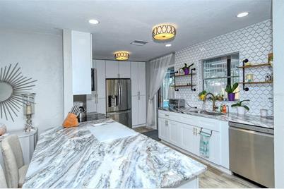 6758 S Lockwood Ridge Road, Sarasota, FL 34231 - Photo 15