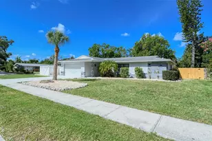 6758 S Lockwood Ridge Rd, Sarasota, FL 34231 - Photo 49