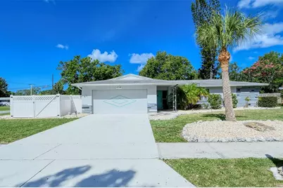 6758 S Lockwood Ridge Road, Sarasota, FL 34231 - Photo 35