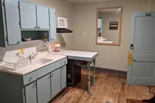 401 Colonia Ln E, Nokomis, FL 34275 - Photo 3