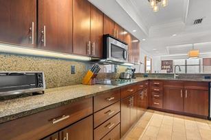 5760 Midnight Pass Rd, Sarasota, FL 34242 - Photo 7