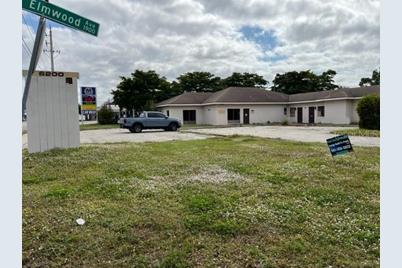 6200 S Tamiami Trail, Sarasota, FL 34231 - Photo 1