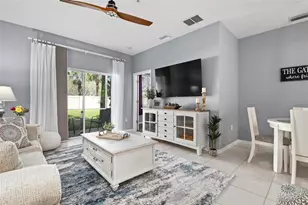 3423 Parkridge Cir, Sarasota, FL 34243 - Photo 5