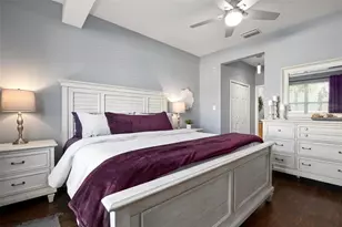 3423 Parkridge Cir, Sarasota, FL 34243 - Photo 19