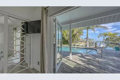 500 Schooner Lane, Longboat Key, FL 34228 - Photo 13