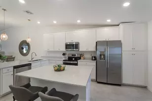 5721 Palmer Cir, Bradenton, FL 34211 - Photo 5