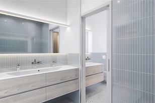 2170 Robinhood St, Sarasota, FL 34231 - Photo 3