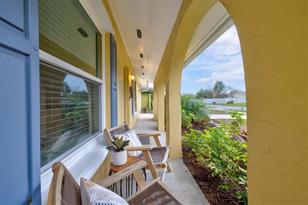 3210 Wood St, Sarasota, FL 34237 - Photo 9