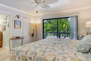 1633 Boathouse Cir, Sarasota, FL 34231 - Photo 19