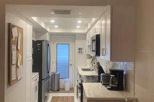 512 W Venice Ave, Venice, FL 34285 - Photo 9