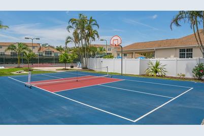8350 Wingate Drive #913, Sarasota, FL 34238 - Photo 71
