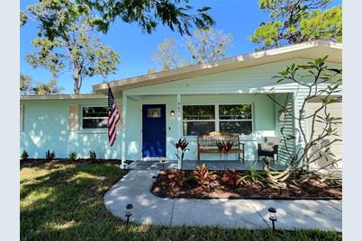 4658 Maceachen Boulevard, Sarasota, FL 34233 - Photo 23