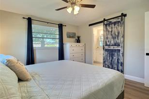 4658 Maceachen Blvd, Sarasota, FL 34233 - Photo 17