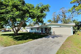 4658 Maceachen Blvd, Sarasota, FL 34233 - Photo 35