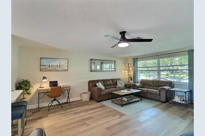 4658 Maceachen Boulevard, Sarasota, FL 34233 - Photo 25