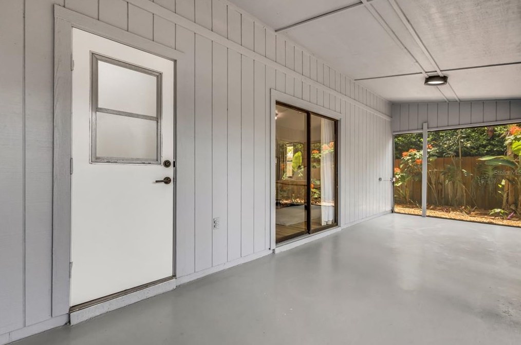 4912 80th Avenue Cir, Sarasota FL  34243-4915 exterior