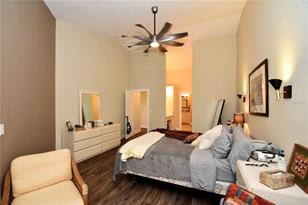 1631 Starling Dr, Sarasota, FL 34231 - Photo 19