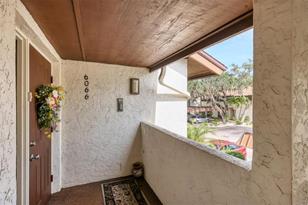 6066 Fairway Ln - Photo 3