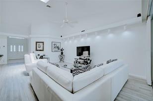 4006 Caddie Dr E, Bradenton, FL 34203 - Photo 15