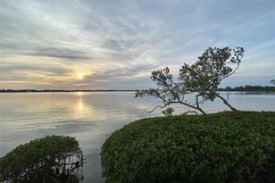 1647 Brookhouse Ct, Sarasota, FL 34231 - Photo 23