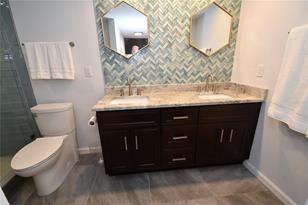 1508 Pelican Cove Rd, Sarasota, FL 34231 - Photo 9