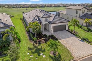 5947 Brandon Run, Lakewood Ranch, FL 34211 - Photo 3