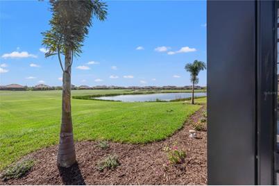 5947 Brandon Run, Lakewood Ranch, FL 34211 - Photo 9