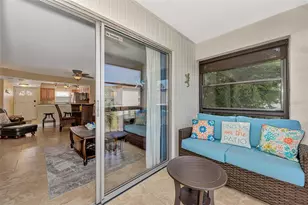 116 Vista Hermosa Cir, Sarasota, FL 34242 - Photo 29