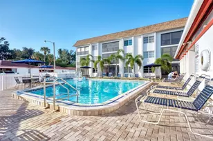 116 Vista Hermosa Cir, Sarasota, FL 34242 - Photo 33