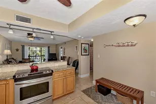 116 Vista Hermosa Cir, Sarasota, FL 34242 - Photo 11