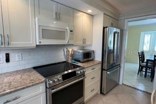 7328 Curtiss Ave, Sarasota, FL 34231 - Photo 17