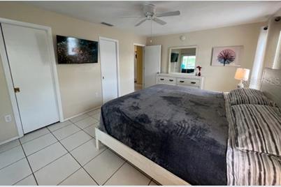 7328 Curtiss Avenue, Sarasota, FL 34231 - Photo 23
