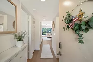 4616 Ringwood Meadow, Sarasota, FL 34235 - Photo 5