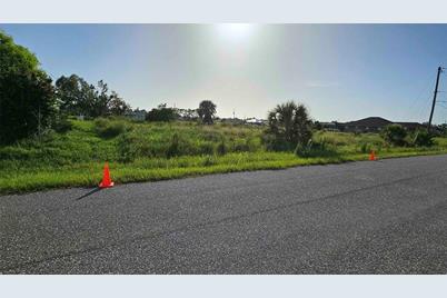 Hacienda St, North Port, FL 34287 - Photo 5