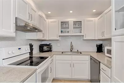 5855 Midnight Pass Road #426, Sarasota, FL 34242 - Photo 23