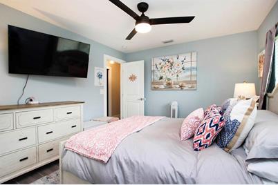 3328 SE 18th Avenue, Cape Coral, FL 33904 - Photo 15