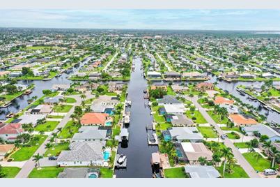 3328 SE 18th Avenue, Cape Coral, FL 33904 - Photo 47