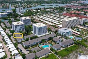 1046 W Peppertree Ln, Sarasota, FL 34242 - Photo 7