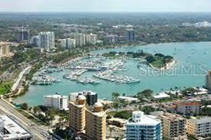 1046 W Peppertree Ln, Sarasota, FL 34242 - Photo 45