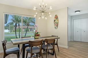 3924 Helene St, Sarasota, FL 34233 - Photo 13