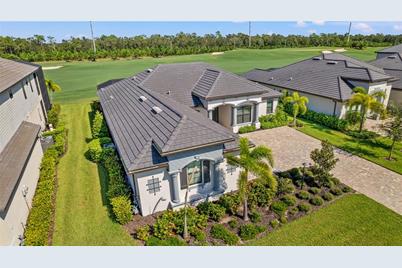 5623 Mulligan Way, Lakewood Ranch, FL 34211 - Photo 5