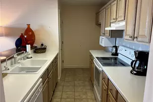 750 N Tamiami Trl, Sarasota, FL 34236 - Photo 15