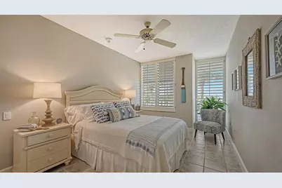 2109 Gulf Of Mexico Drive #1203, Longboat Key, FL 34228 - Photo 11